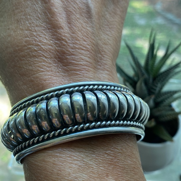 Priscilla Apache Navajo Designed Sterling Silver Cuff Bracelet - Picture 5 of 9